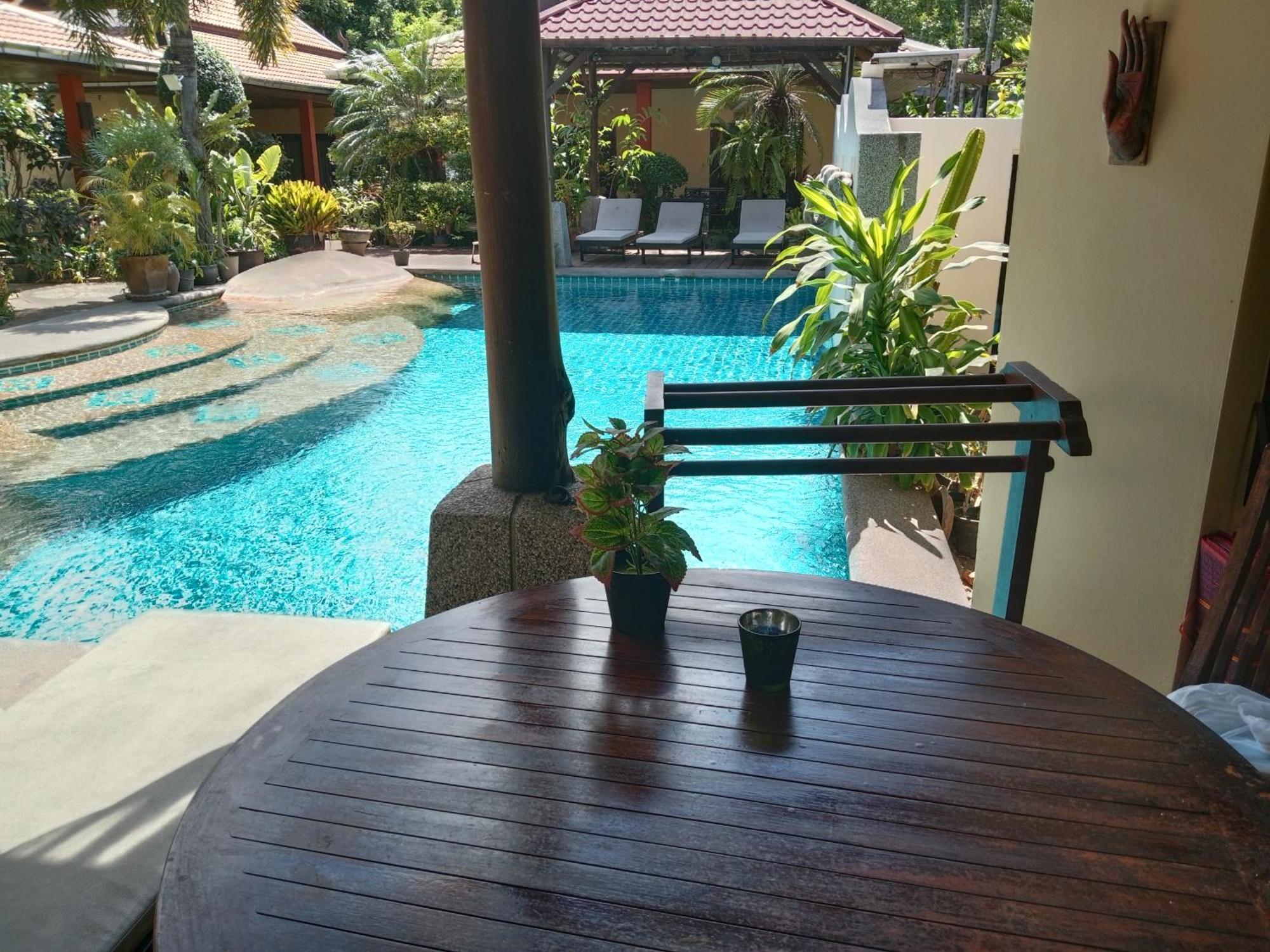 Baan Tropicana Mae Nam Extérieur photo