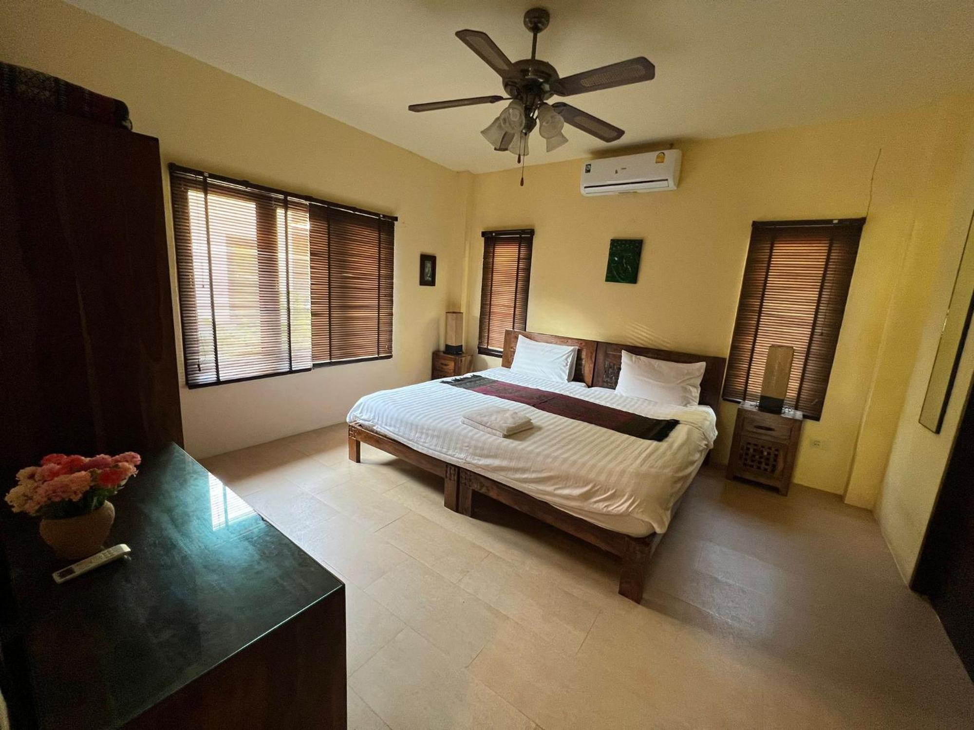Baan Tropicana Mae Nam Extérieur photo