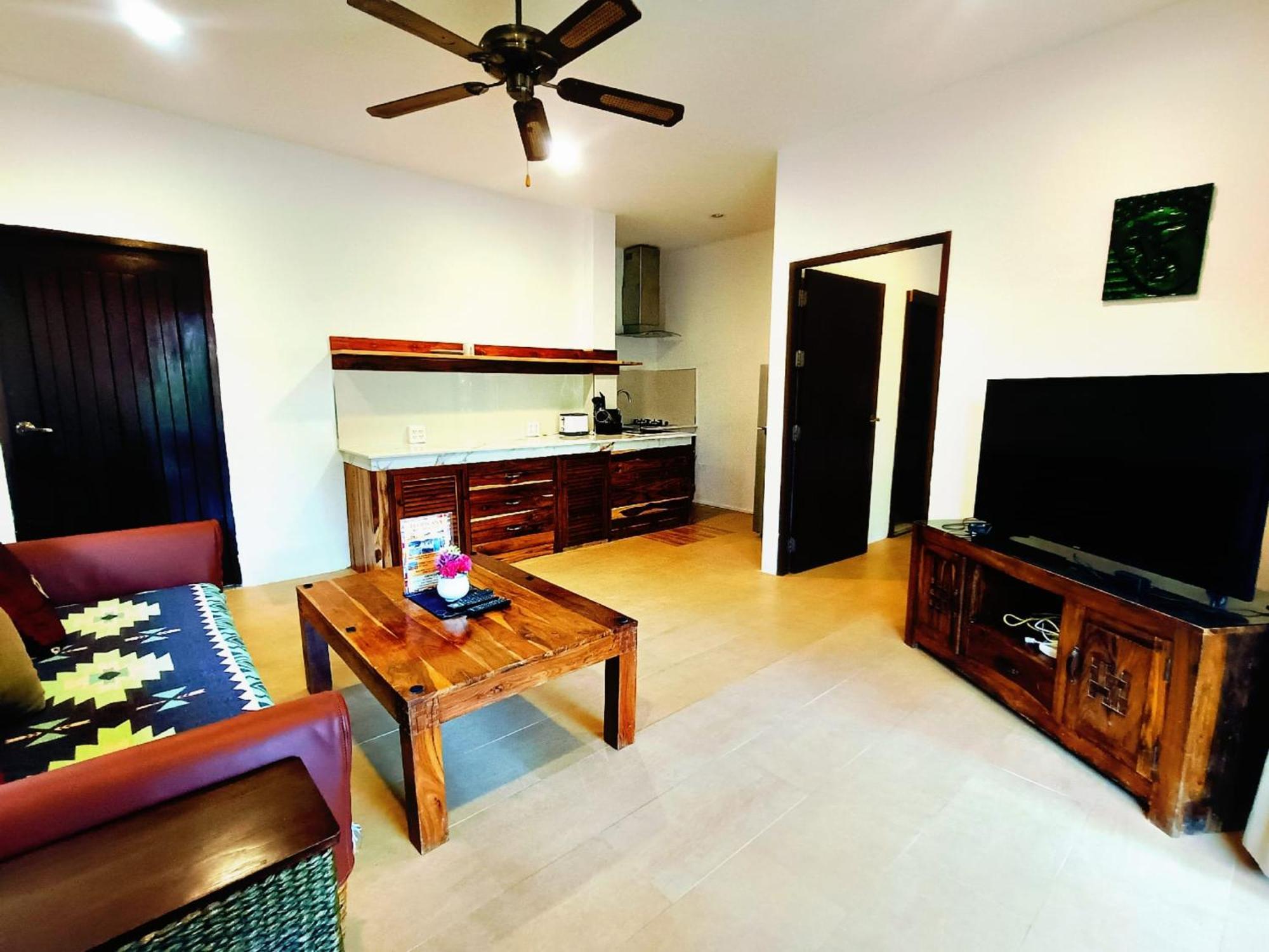 Baan Tropicana Mae Nam Extérieur photo