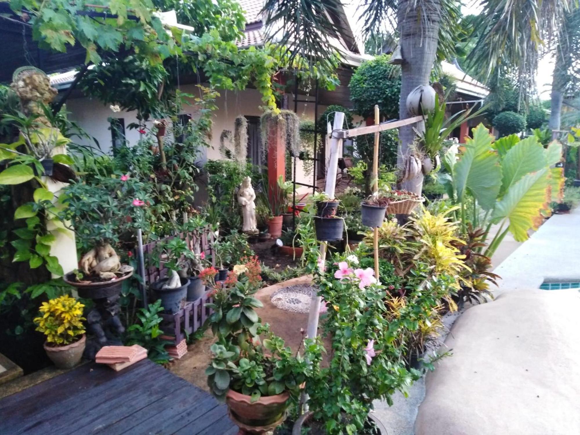 Baan Tropicana Mae Nam Extérieur photo